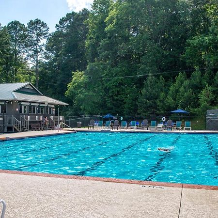 Bearfoot Lodge Ellijay Exterior photo